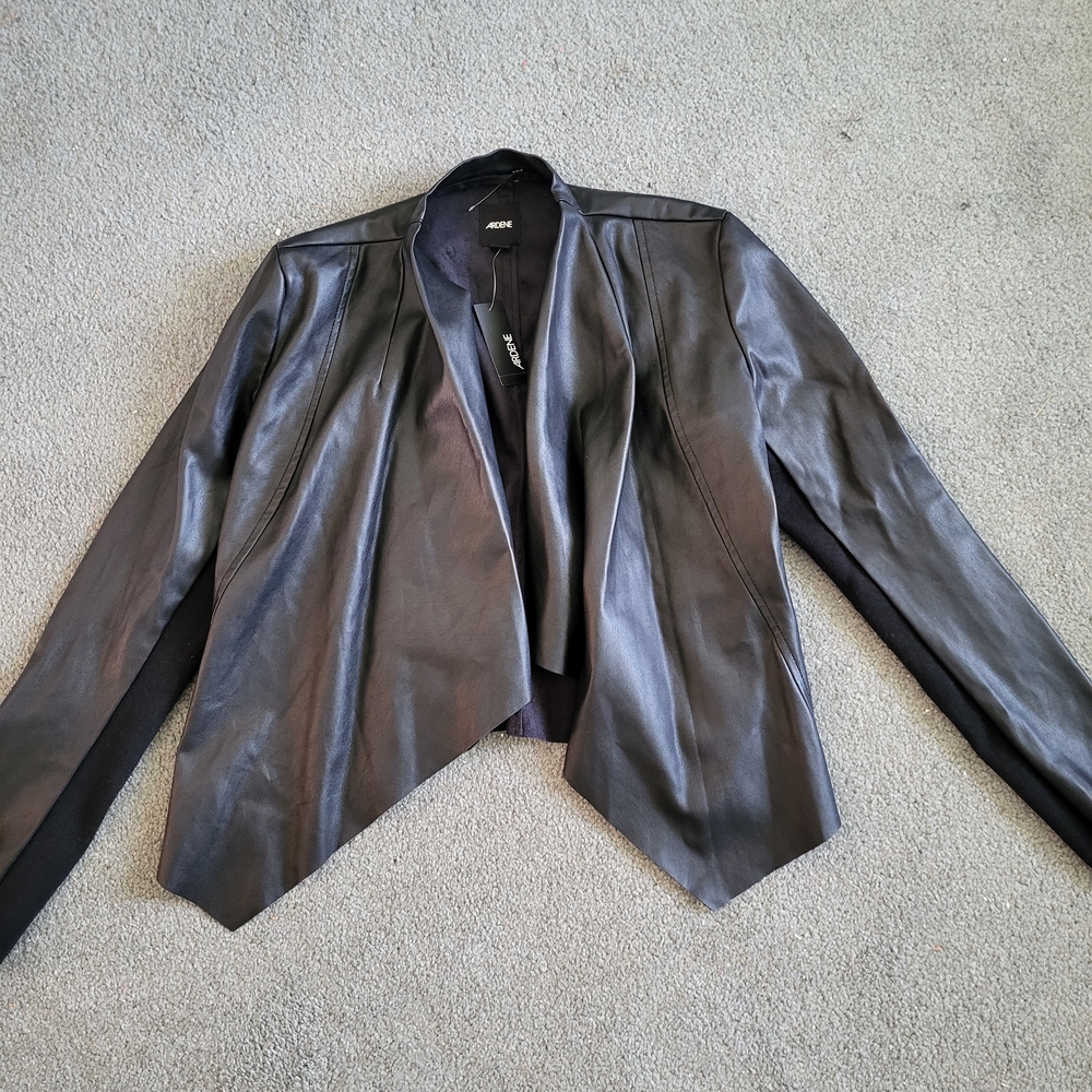 "Cute Classic" Ardene Black Blazer Elegant Suit Jacket